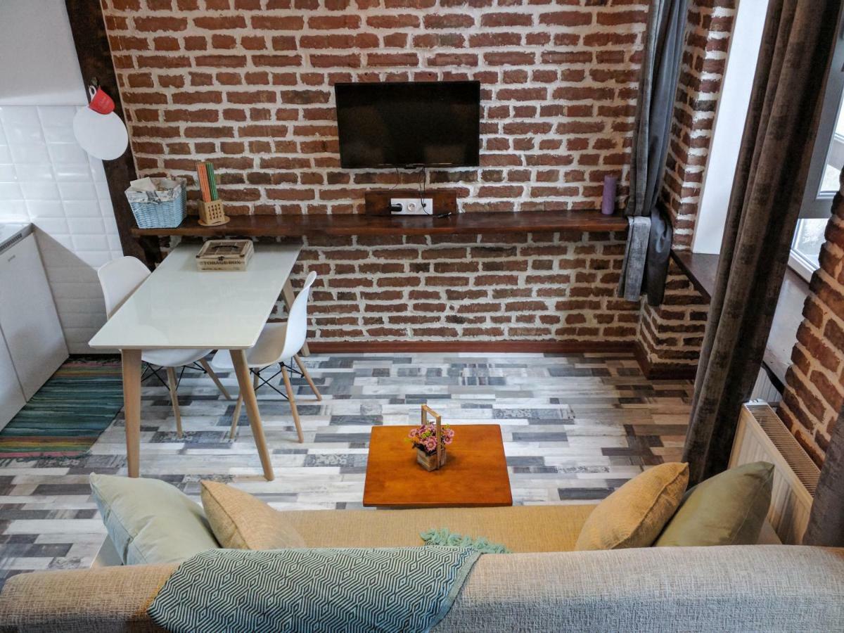Cozy Studios On Freedom Square Tbilisi Exteriör bild