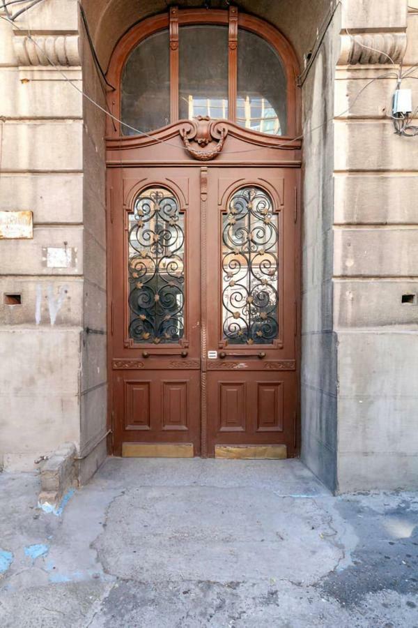Cozy Studios On Freedom Square Tbilisi Exteriör bild
